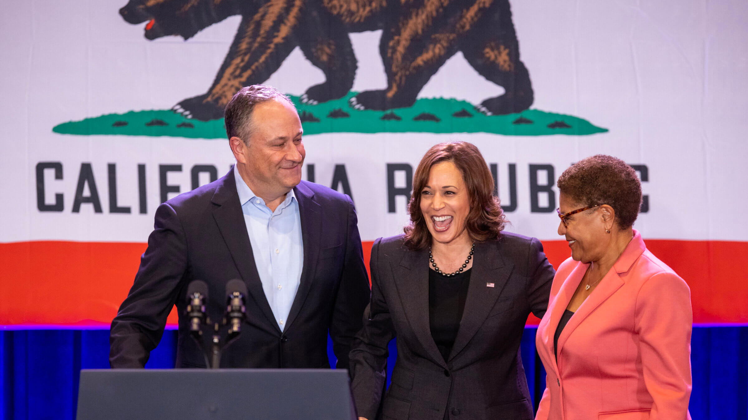 Second gentleman Douglas Emhoff, Vice President Kamala Harris and Los Angeles Mayor Karen Bass on Nov. 7, 2022, in Los Angeles. 