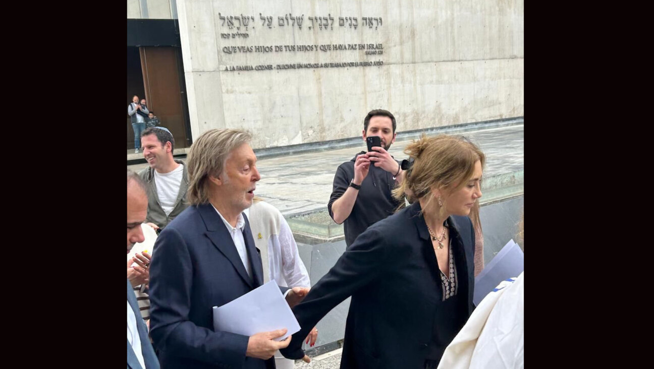 Sir Paul McCartney and his wife Nancy Shevell leave a Yom Kippur service at Circulo Israelita de Santiago, Oct. 12, 2024. (Courtesy Circulo Israelita de Santiago)