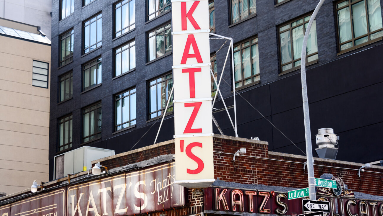 Katz's is the venue for a new ad for Hellmann's featuring the stars of <i>When Harry Met Sally.</i>
