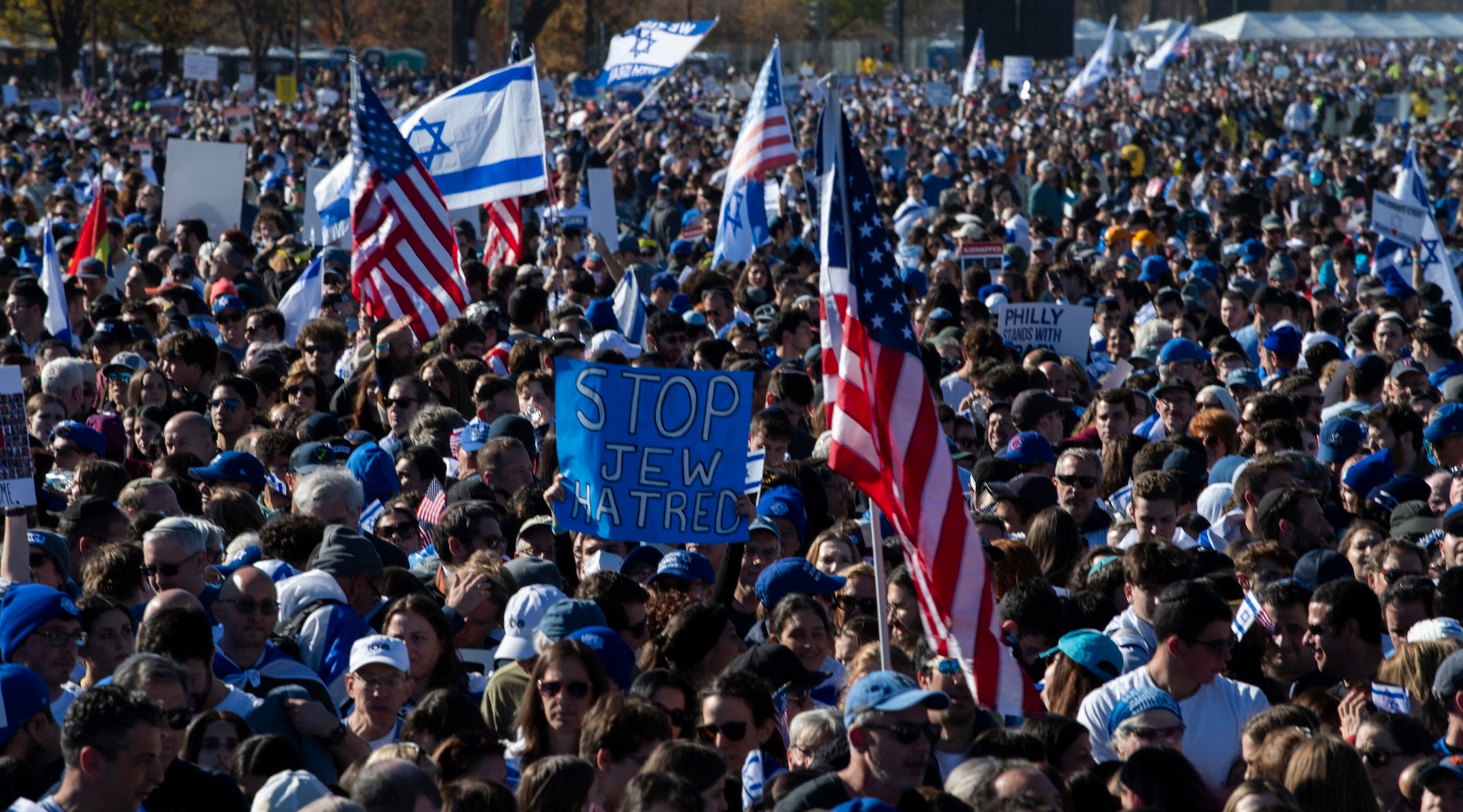 Demonstrators in support of Israel gather to denounce antisemitism and call for the release of Israeli hostages, on the National Mall in Washington, DC, on November 14, 2023. (Photo by Roberto Schmidt/AFP via Getty Images)