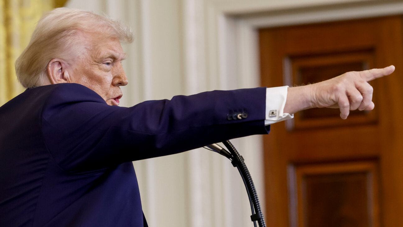  Donald Trump during a news conference with Benjamin Netanyahu.