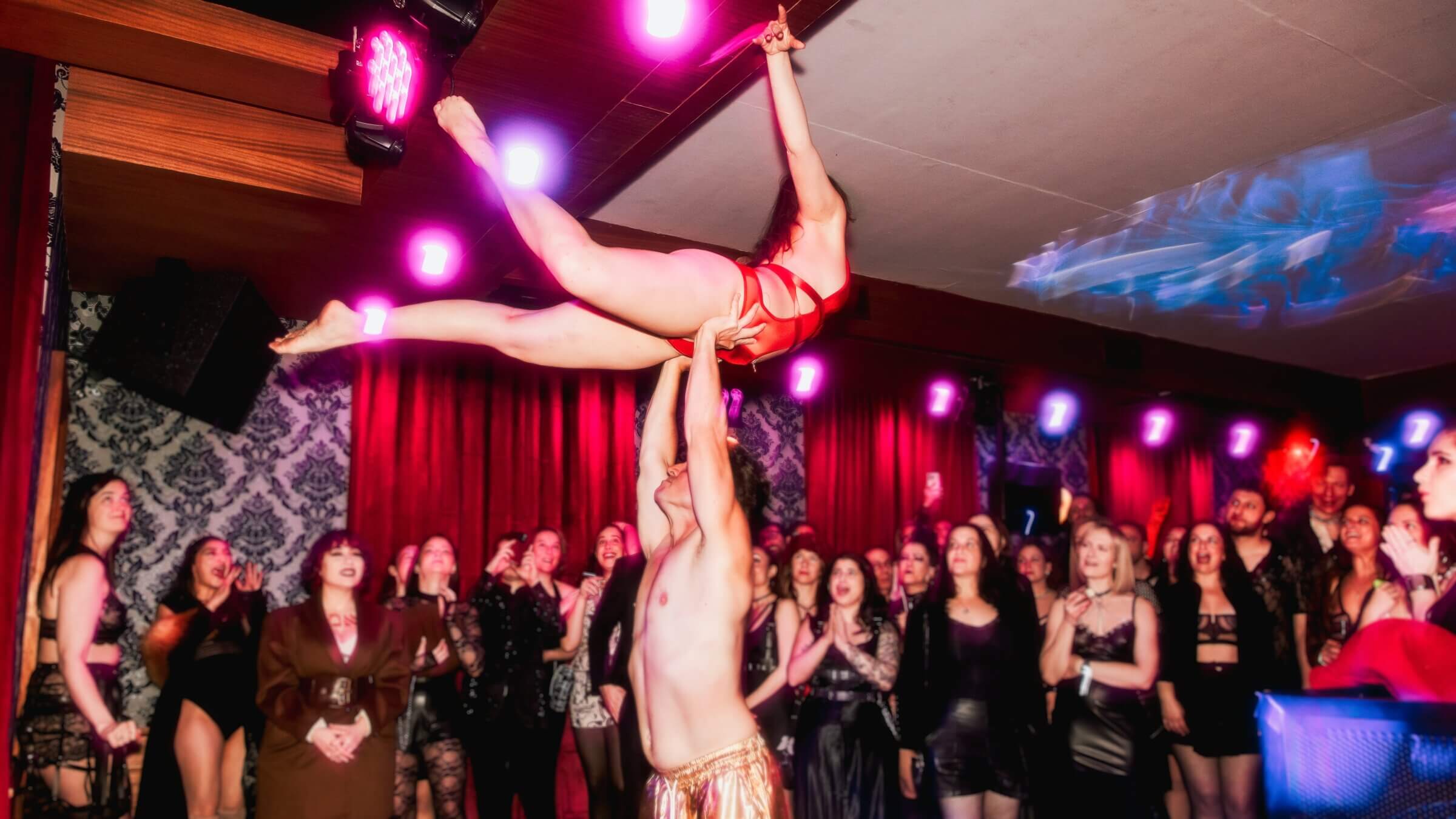 Sinners Shabbat is a bimonthly event boasting burlesque acts and yuppie-friendly cuisine.