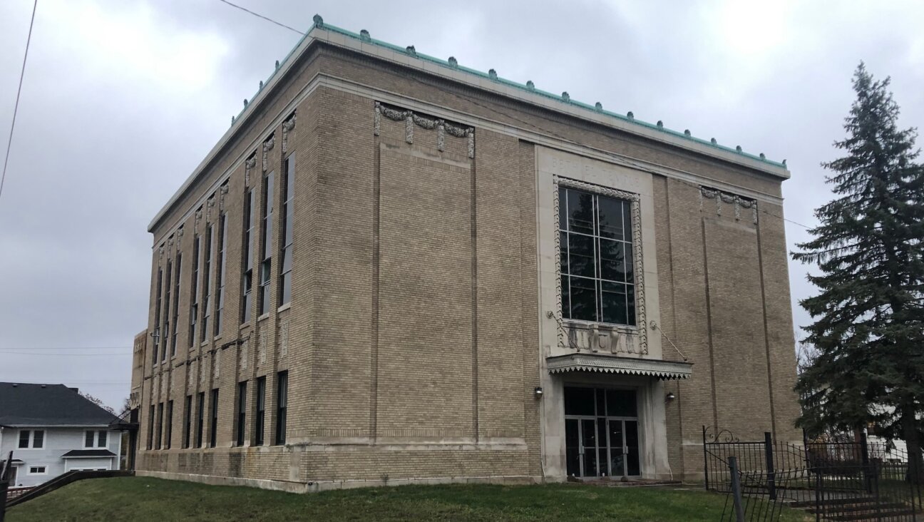 The historic Beth-El Zedeck Temple in Indianapolis. (Wikimedia Commons)