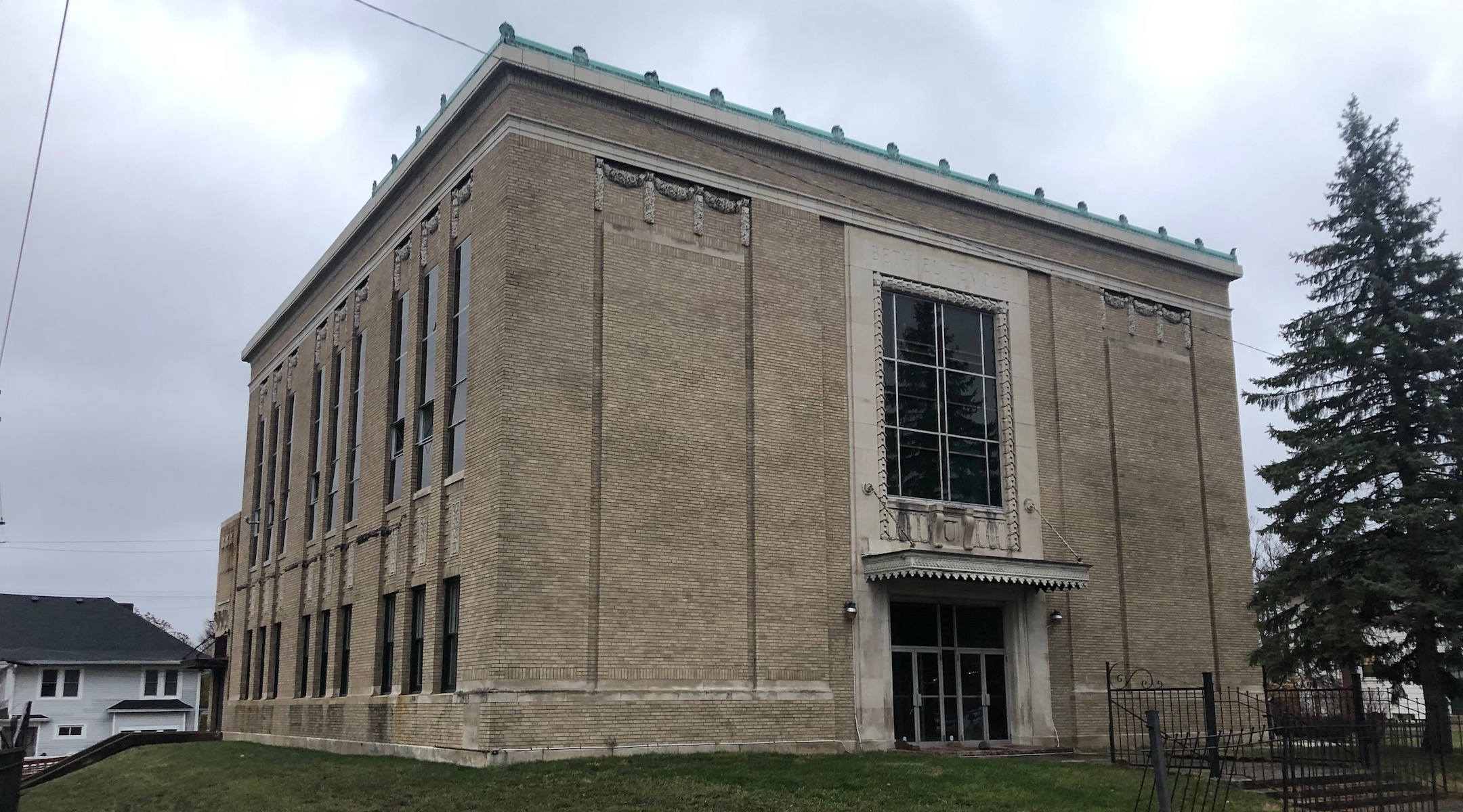 The historic Beth-El Zedeck Temple in Indianapolis. (Wikimedia Commons)