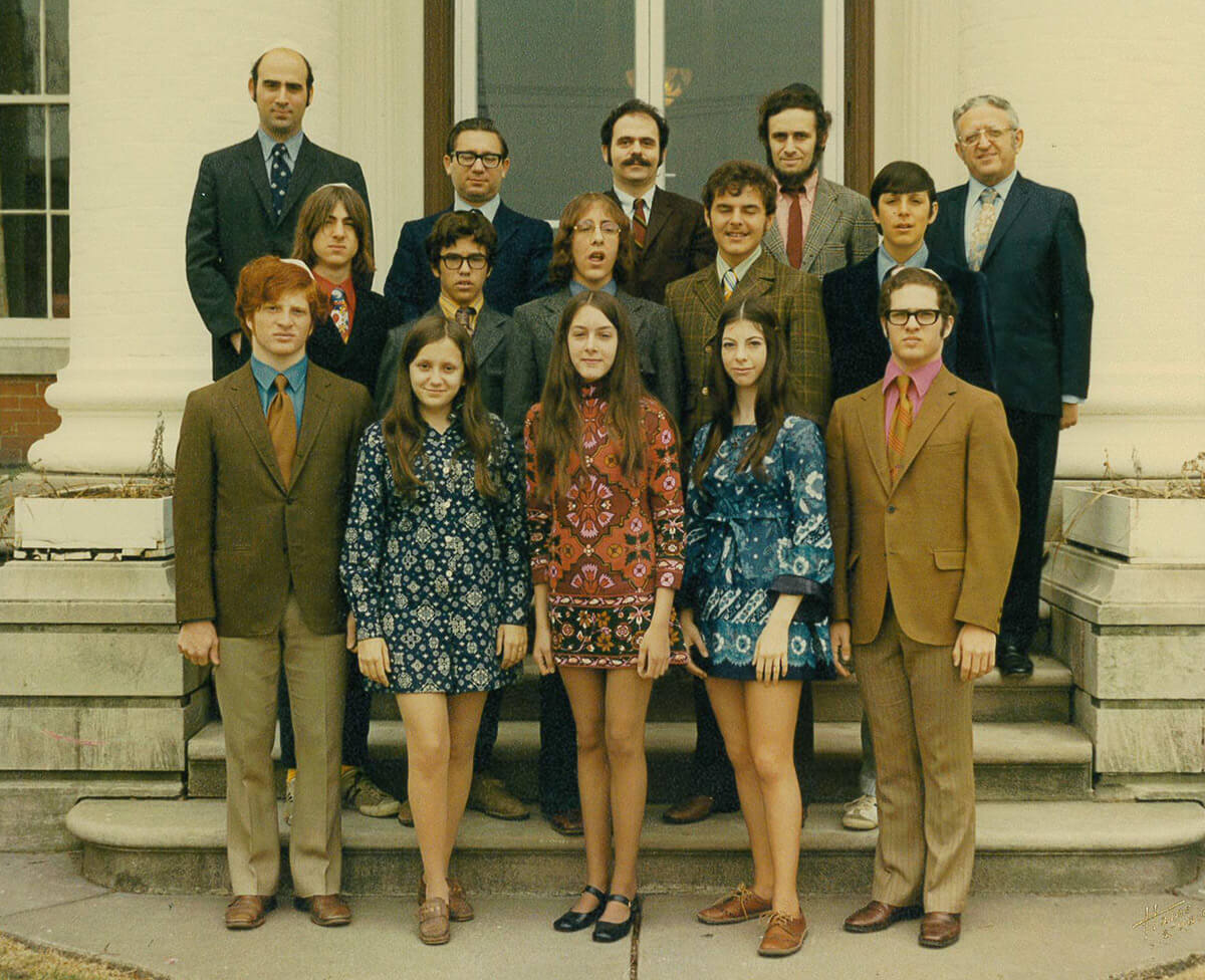 A photo of Alan Garber, second row center, from his May 1971 confirmation at the Tri-City Jewish Center in Rock Island, Illinois. His twin sister, Debbie, is directly in front of him.