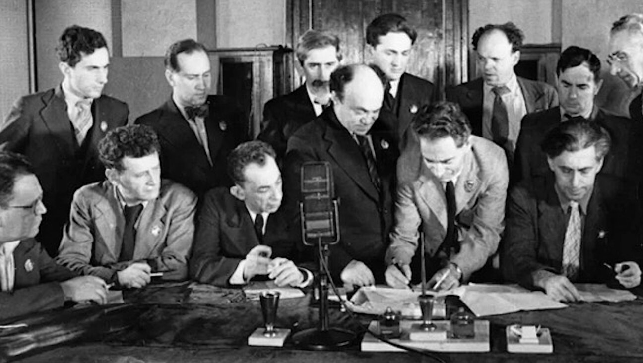 The members of the Jewish Anti-Fascist Committee
