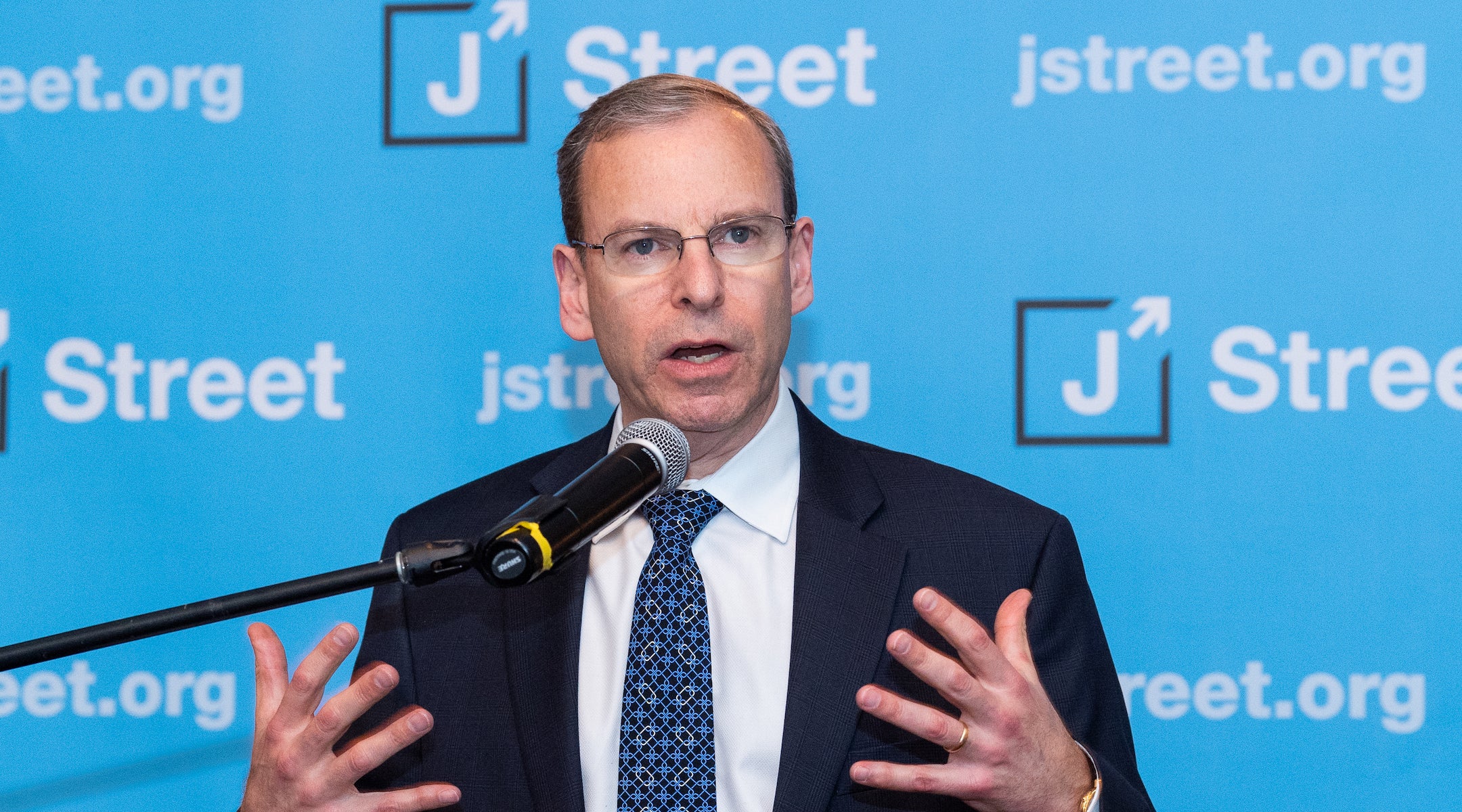 Jeremy Ben-Ami, president of J Street, speaks at the group’s national conference in 2018.
