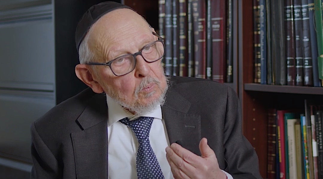 Rabbi Yosef Blau, former spiritual adviser at Yeshiva University, addresses members of Smol Emuni, an organization of liberal observant Jews, in a video shown at their conference in March, 2025. 