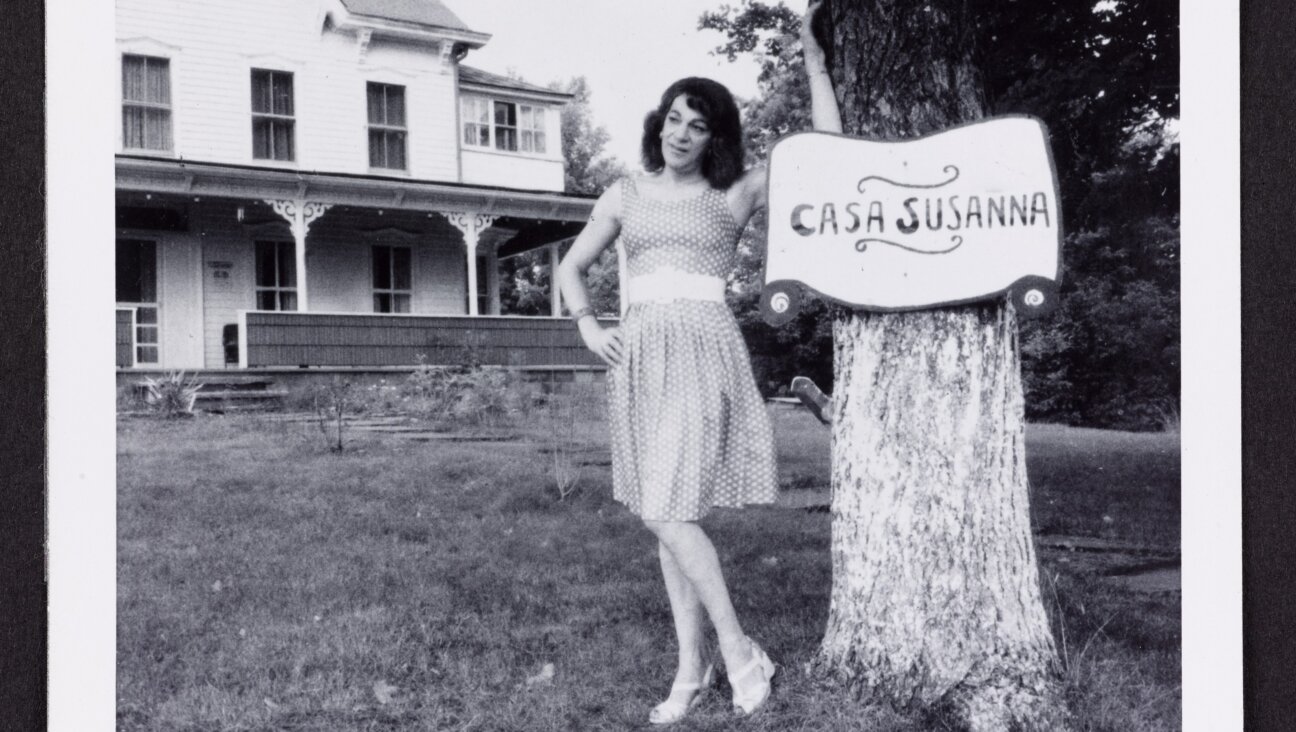 Susanna outside Casa Susanna