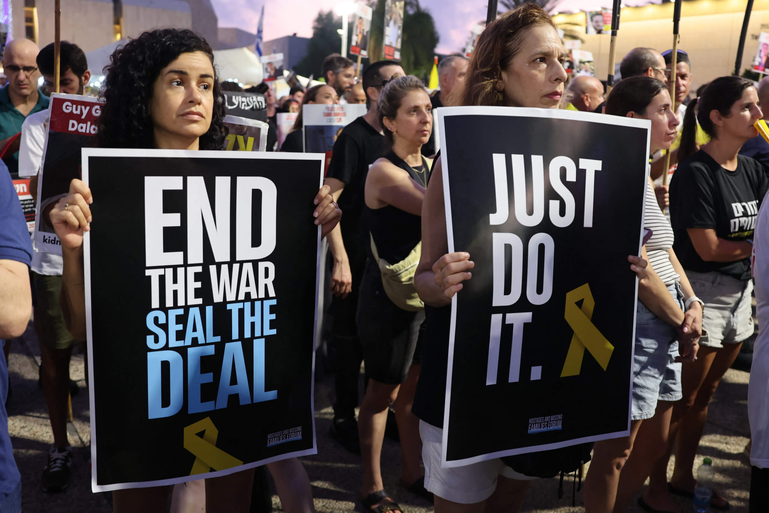ISRAELI HOSTAGES PROTEST SIGNS
