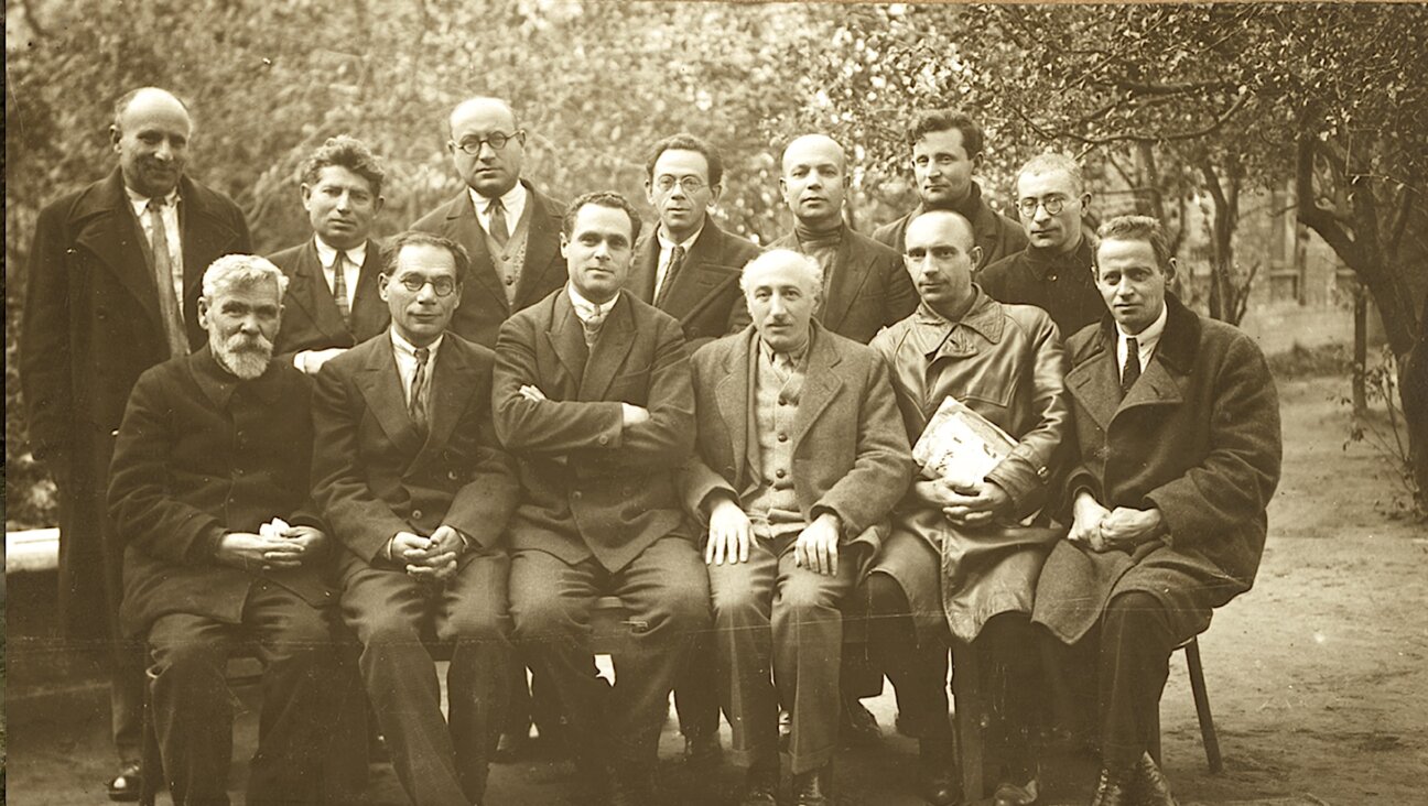דער קאָמיטעט פֿונעם „אינסטיטוט פֿון דער ייִדישער פּראָלעטאַרישער קולטור“ בײַ דער אוקראַיִנער וויסנשאַפֿטלעכער אַקאַדעמיע“, אָקטאָבער 1934