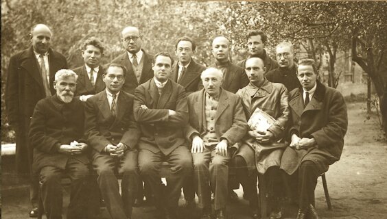 דער קאָמיטעט פֿונעם „אינסטיטוט פֿון דער ייִדישער פּראָלעטאַרישער קולטור“ בײַ דער אוקראַיִנער וויסנשאַפֿטלעכער אַקאַדעמיע“, אָקטאָבער 1934