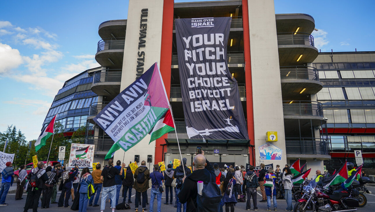 Members of the Action Group for Palestine demonstrate in Oslo on Sept. 17, ahead of the 2026 World Cup qualifying match between Norway and Israel.