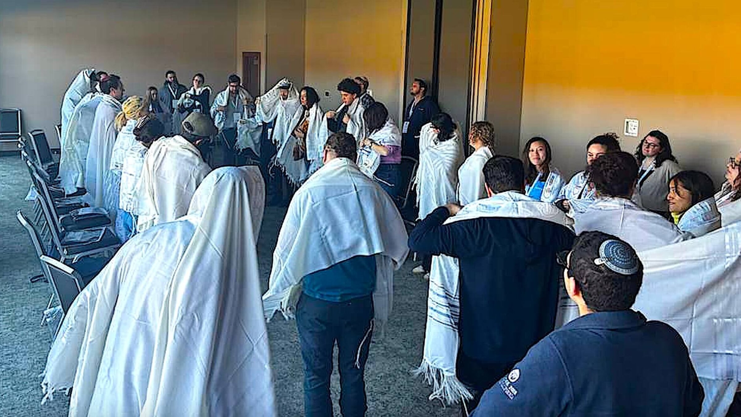 בײַם סיום פֿונעם רעטריט, דעם 21סטן אָקטאָבער, אין די קאַטסקיל־בערג