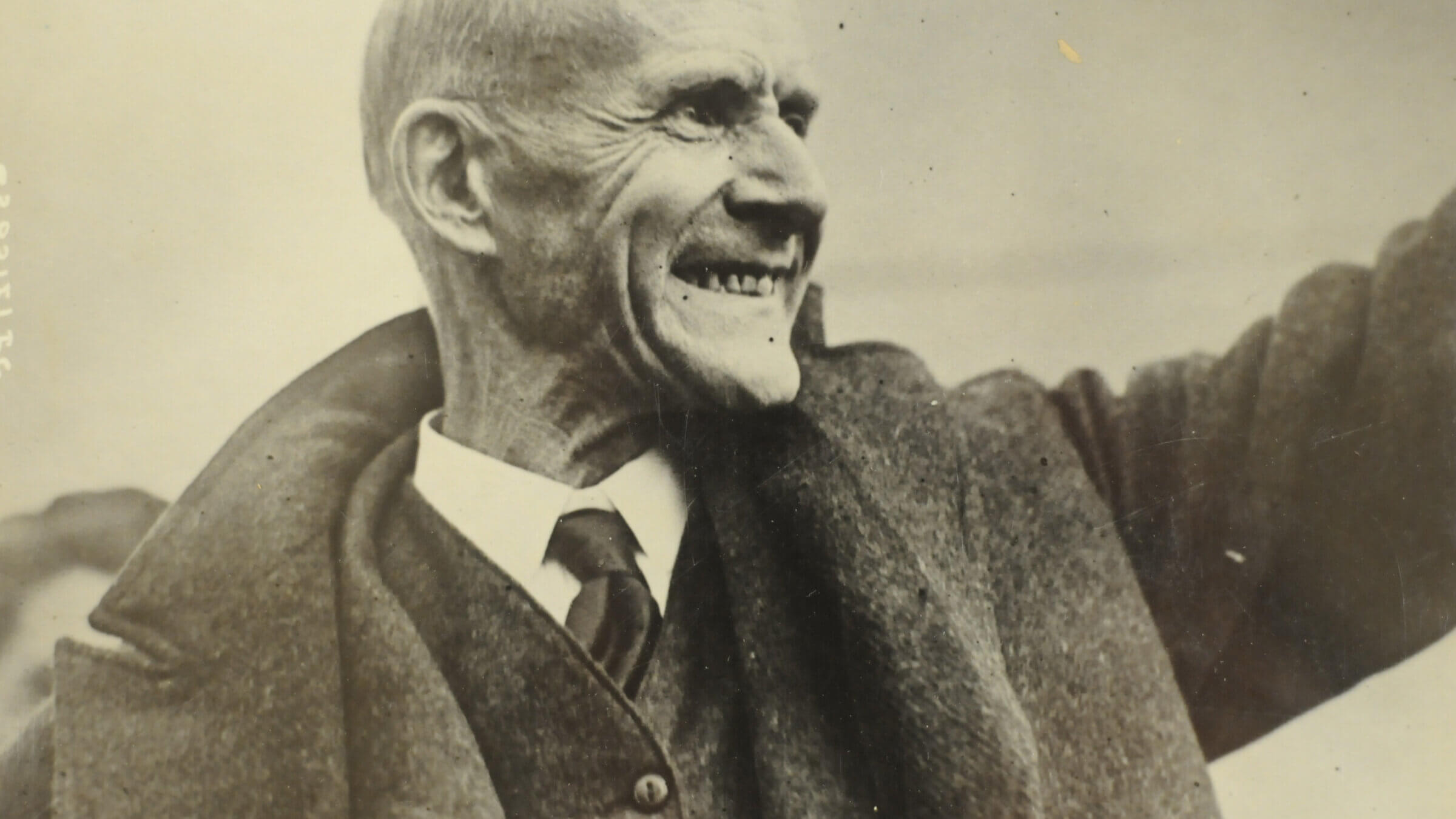 Eugene Debs on his release from prison; his time in jail did not prevent him from undertaking a fifth presidential run — a run the Forverts supported.