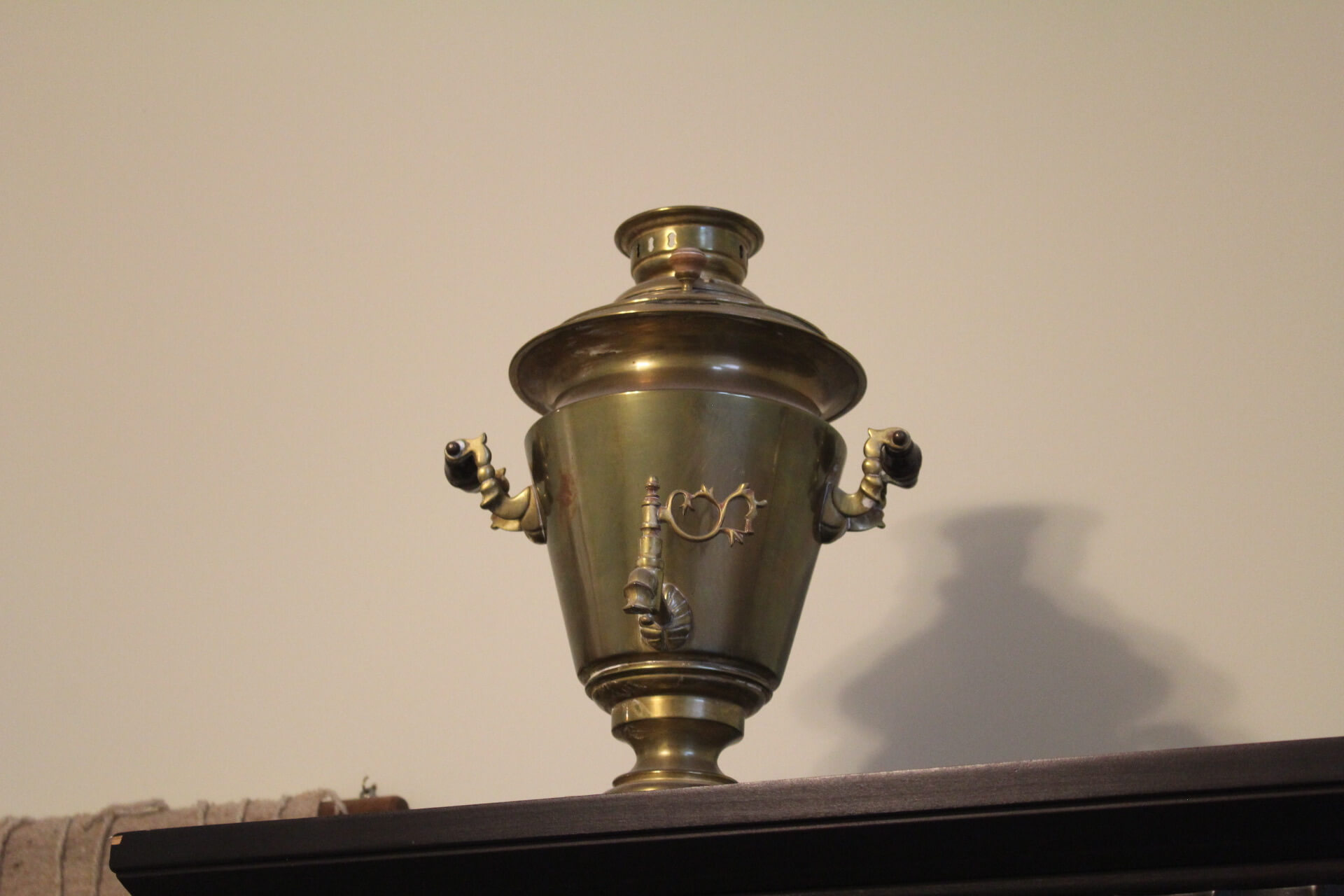 This samovar has long sat high in the author’s home without explanation.