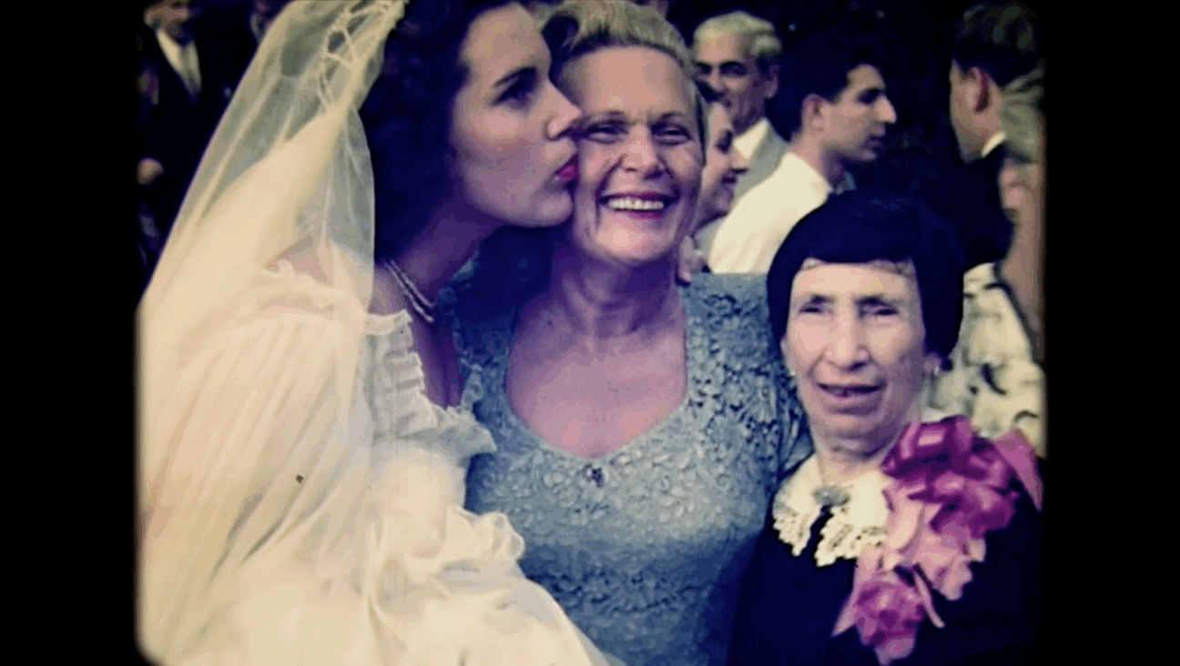 Jennie Grossinger (center), with her daughter Elaine (left) and her mother Malka (right).