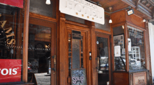 The Historic Blue Moon Hotel is also home of two kosher establishments: Sweet Dreams Café and Settembrini Trattoria. 