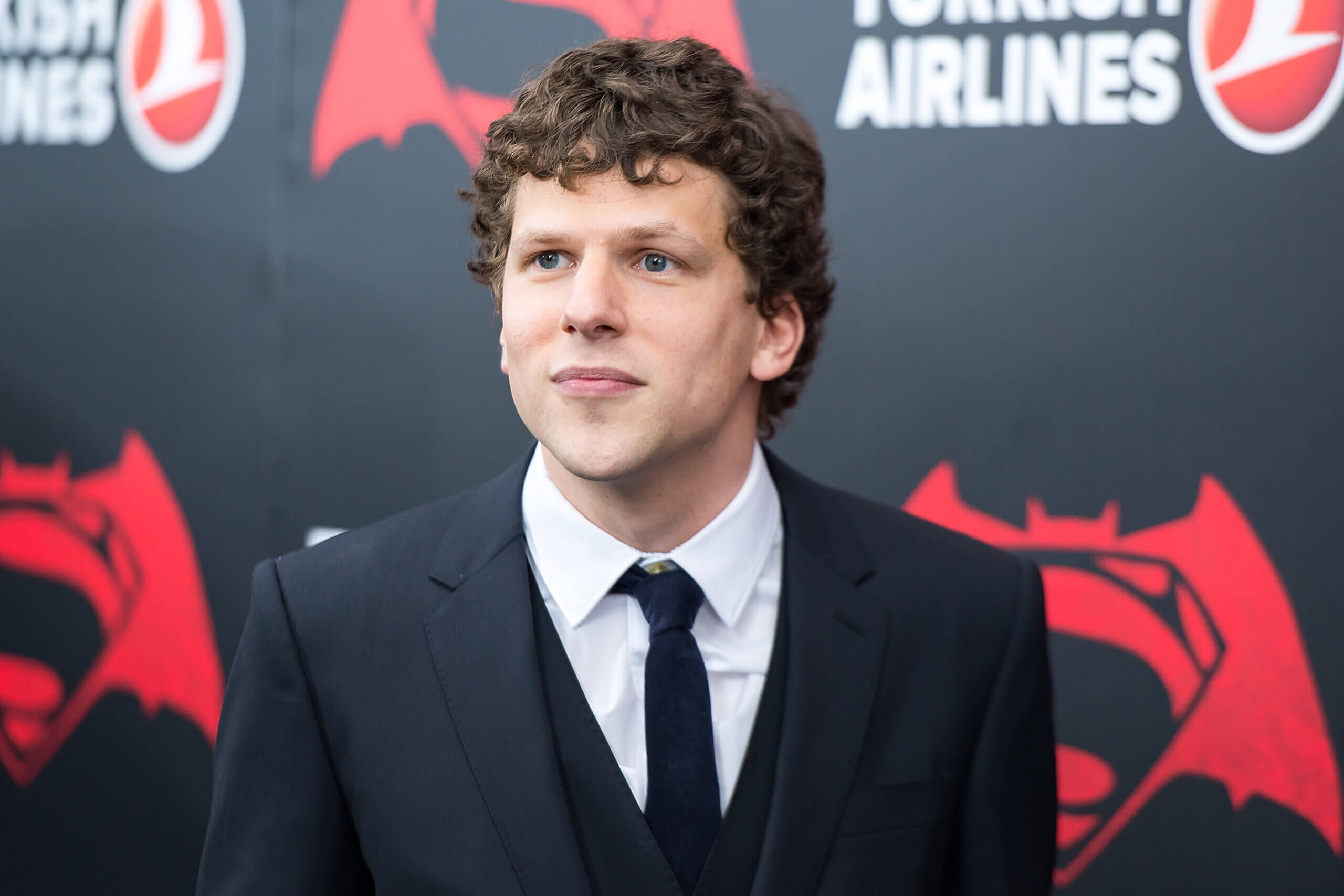 Tidbits: Actor Jesse Eisenberg says he’ll donate a kidney