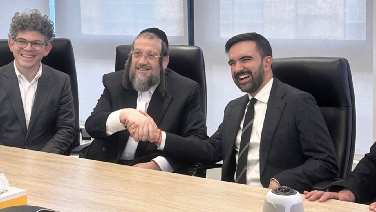 NYC mayoral candidate Zohran Mamdani with Rabbi Moshe Indig, a political leader of the Satmar Ahronim sect on Nov. 2. 