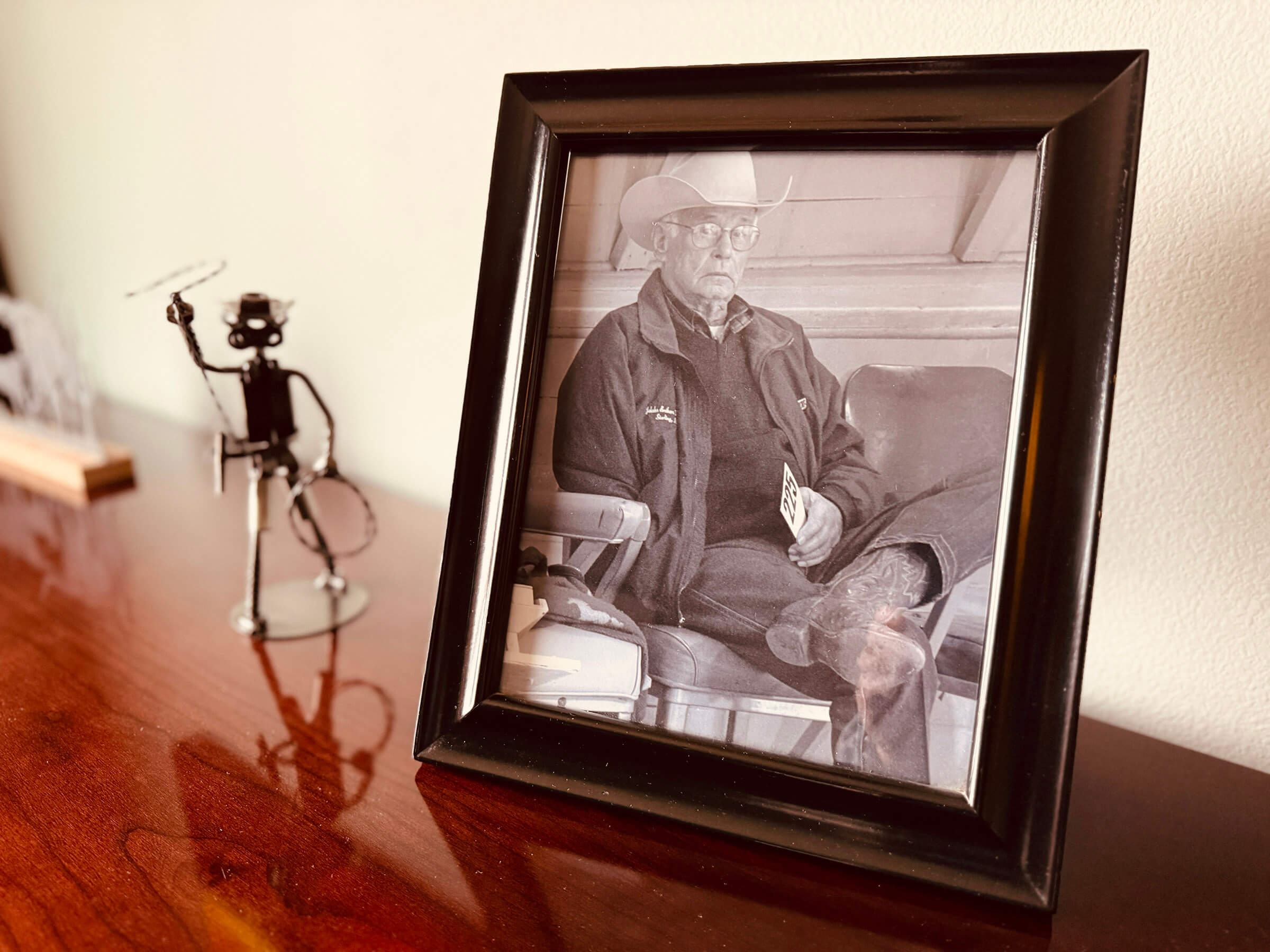 Norbert Jakobs, a Holocaust survivor, immigrated to America and became a cattle farmer. His children and grandchildren have continued the family business.