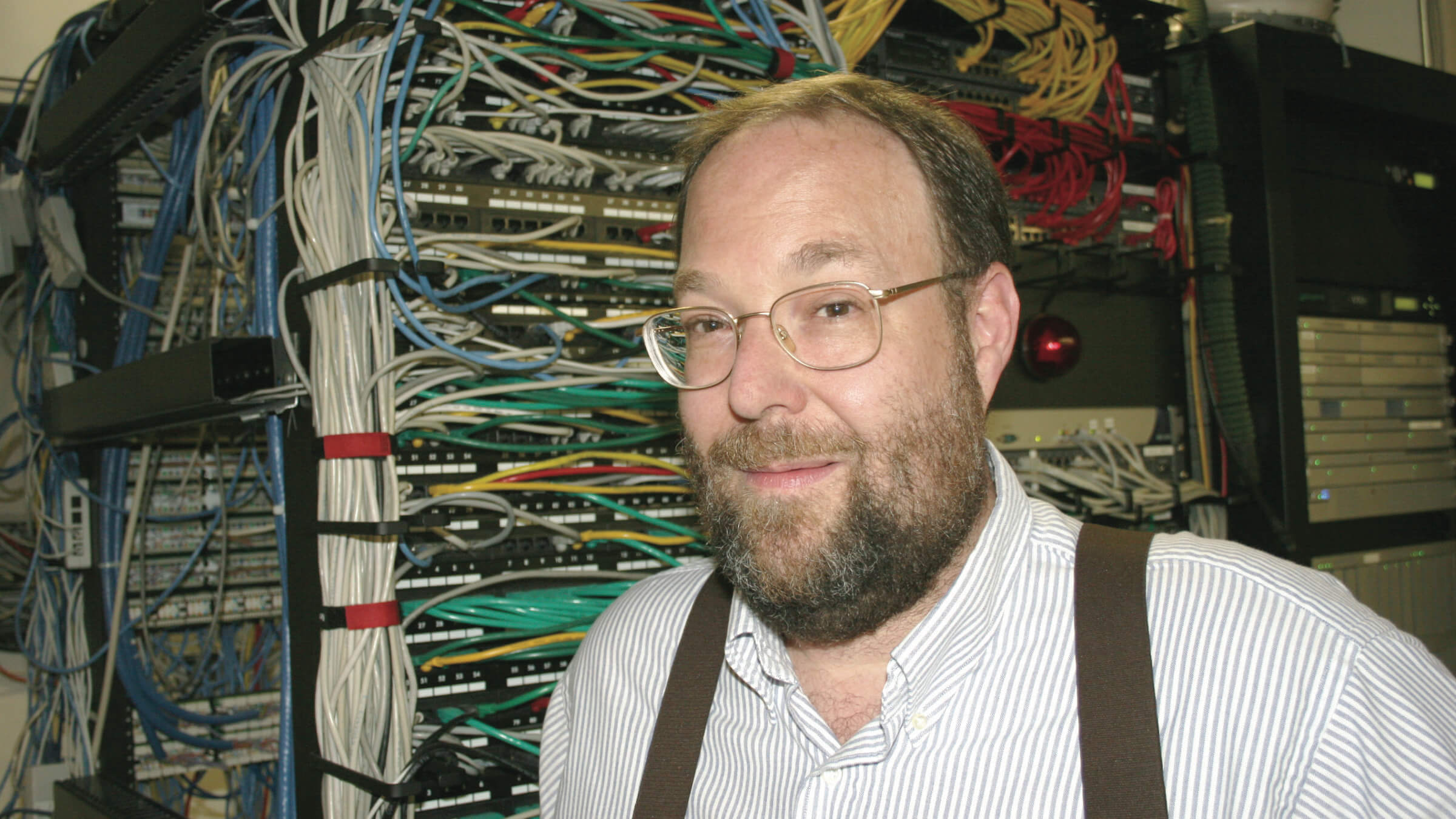 Before he co-founded Tekserve, Lerner worked at the tiny engineering office of WBAI. 