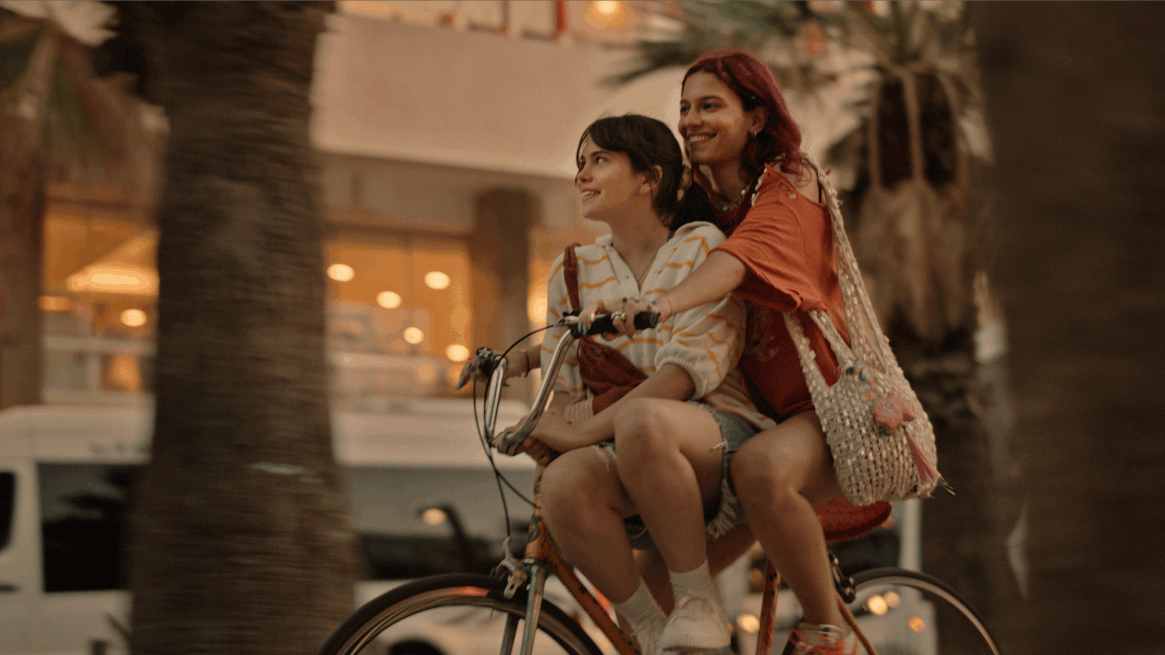 Darya Rosenn and Lia Elalouf in <i>Come Closer.</i>
