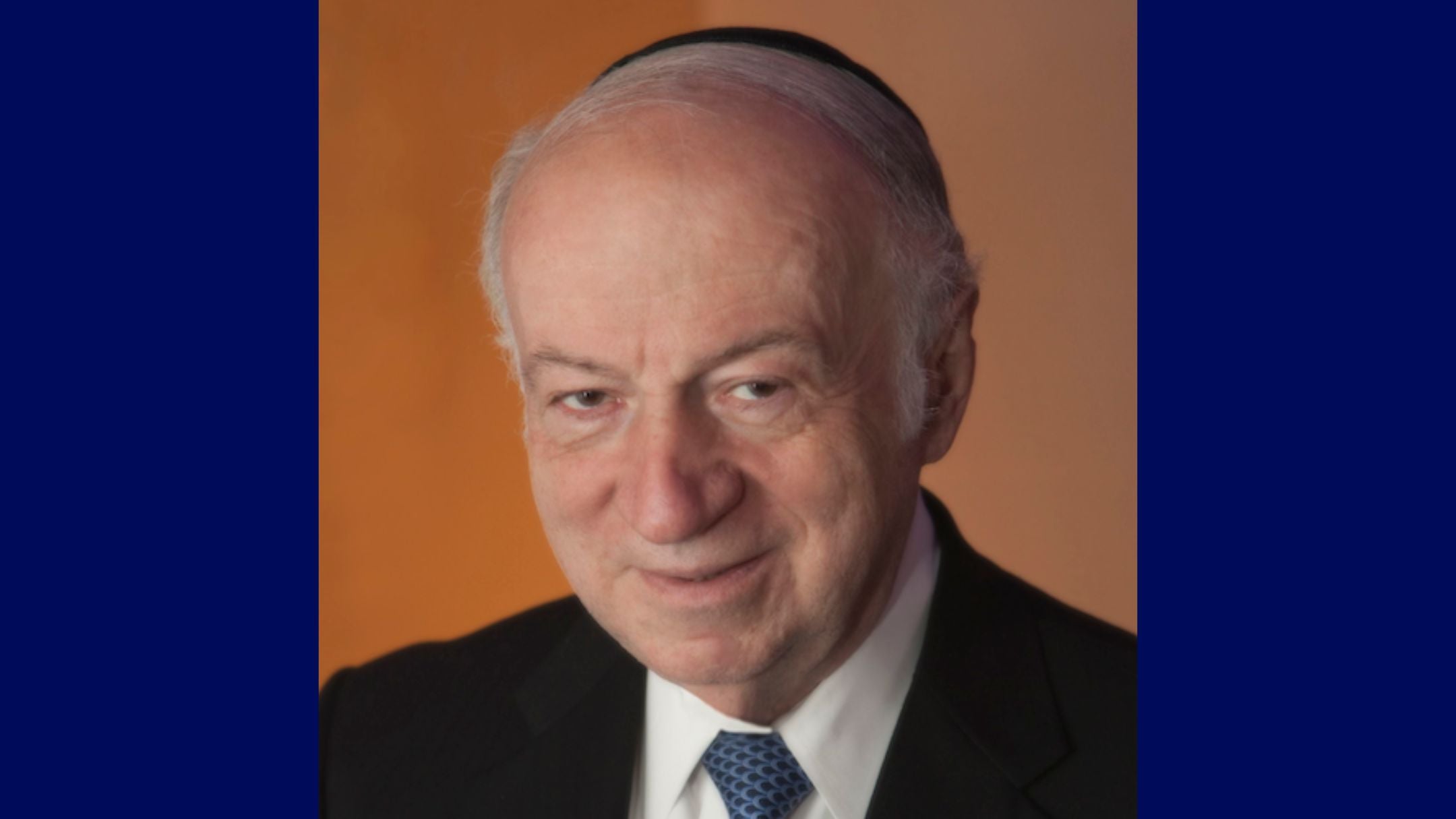 Prominent Jewish communal leader Rabbi Julius Berman dies at 90.