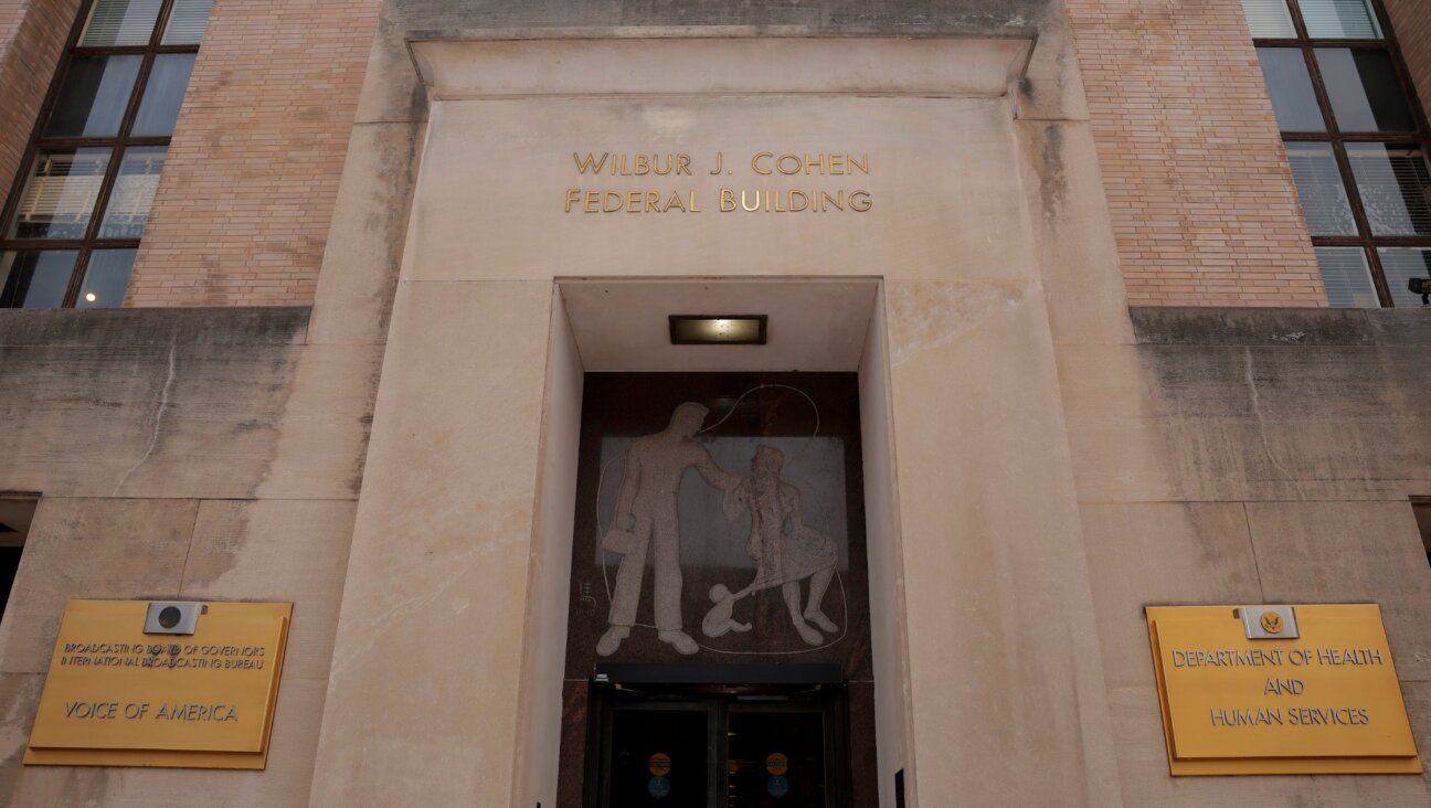 The Wilbur J. Cohen Federal Building, set for sale and likely demolition, houses murals by multiple Jewish artists.(Heather Diehl/Getty Images)