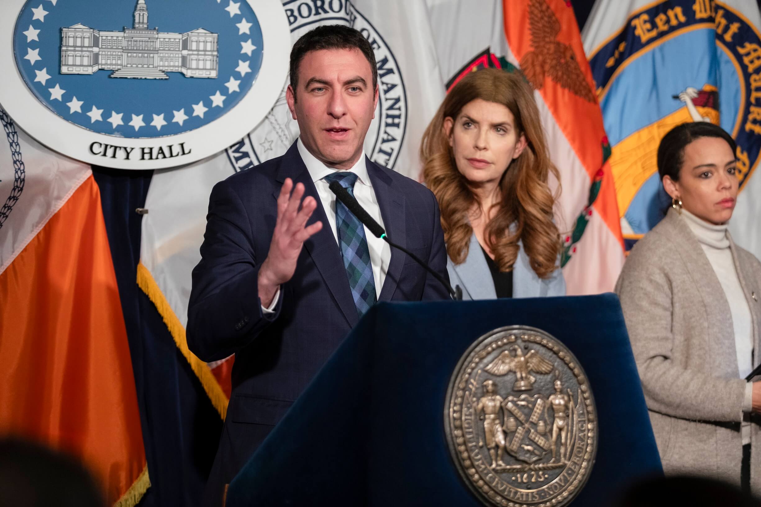 New York City Council pushes action on antisemitism, without Mamdani