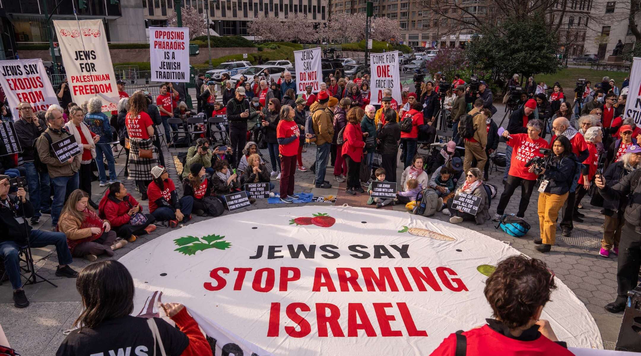 Demonstrators from the group Jewish Voice for Peace hold an emergency Passover Seder outside of ICE headquarters on April 14, 2025 in New York City. The group is calling for freedom for Palestine, the release of Mahmoud Khalil, and to protest President Trump.