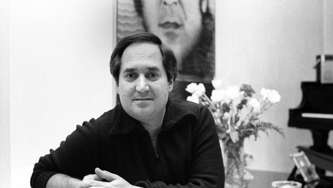 Singer and songwriter Neil Sedaka at home in New York, 1977.