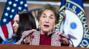 Rep. Jan Schakowsky delivers remarks during a press conference in Washington, DC, Jan. 22, 2025. (Demetrius Freeman/The Washington Post via Getty Images)
