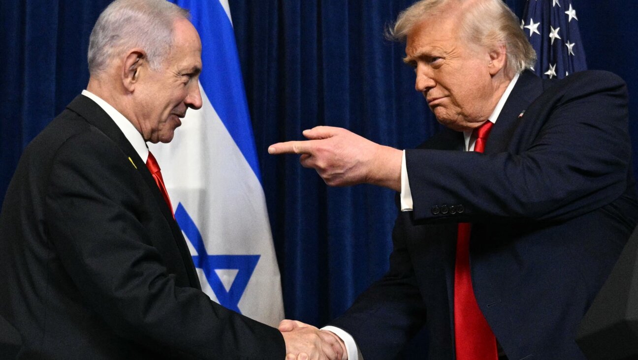 President Donald Trump (R) and Israeli Prime Minister Benjamin Netanyahu on Dec. 29, 2025. 
