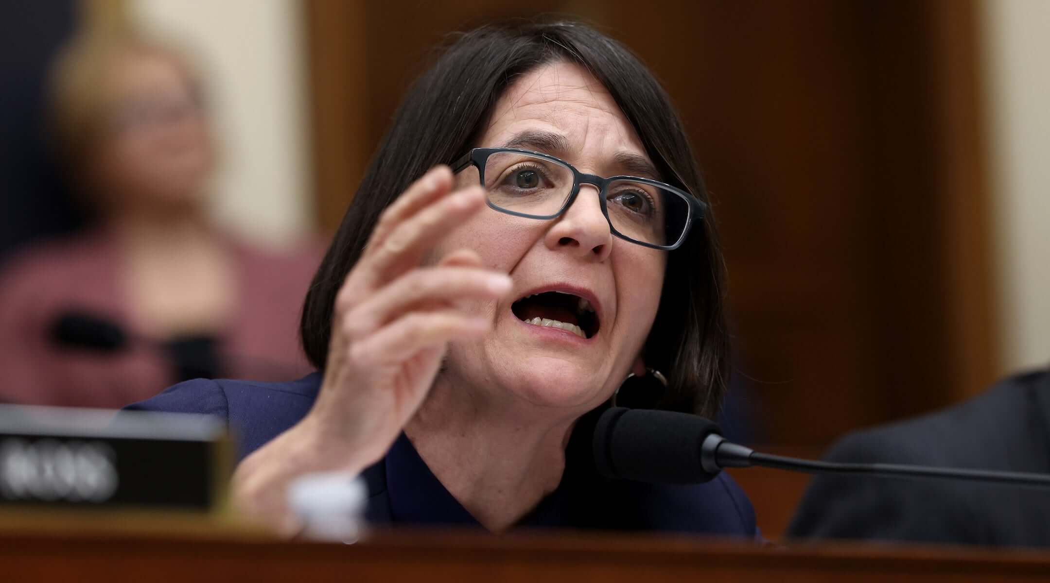 Jewish congresswoman storms out of Epstein hearing after Pam Bondi raises her...