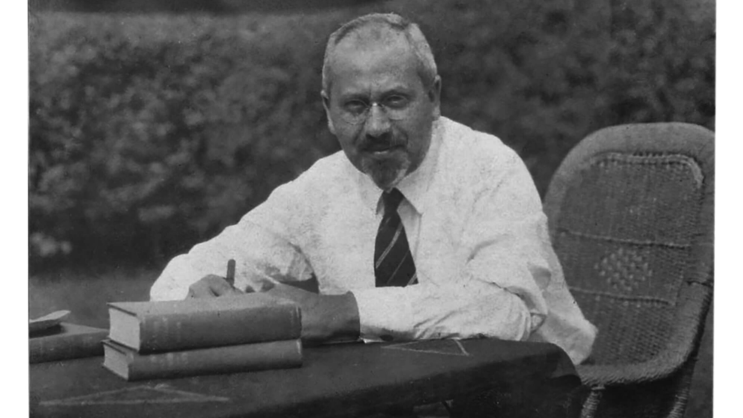 Rabbi Mordecai Kaplan, the subject of Jenna Weissman Joselit's biography, liked to do his work outdoors when weather allowed.