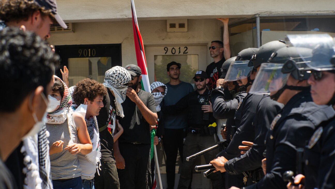 Anti-Israel protesters assemble outside of Adas Torah, a synagogue in the Pico Robertson neighborhood of Los angeels, July 23, 2024.