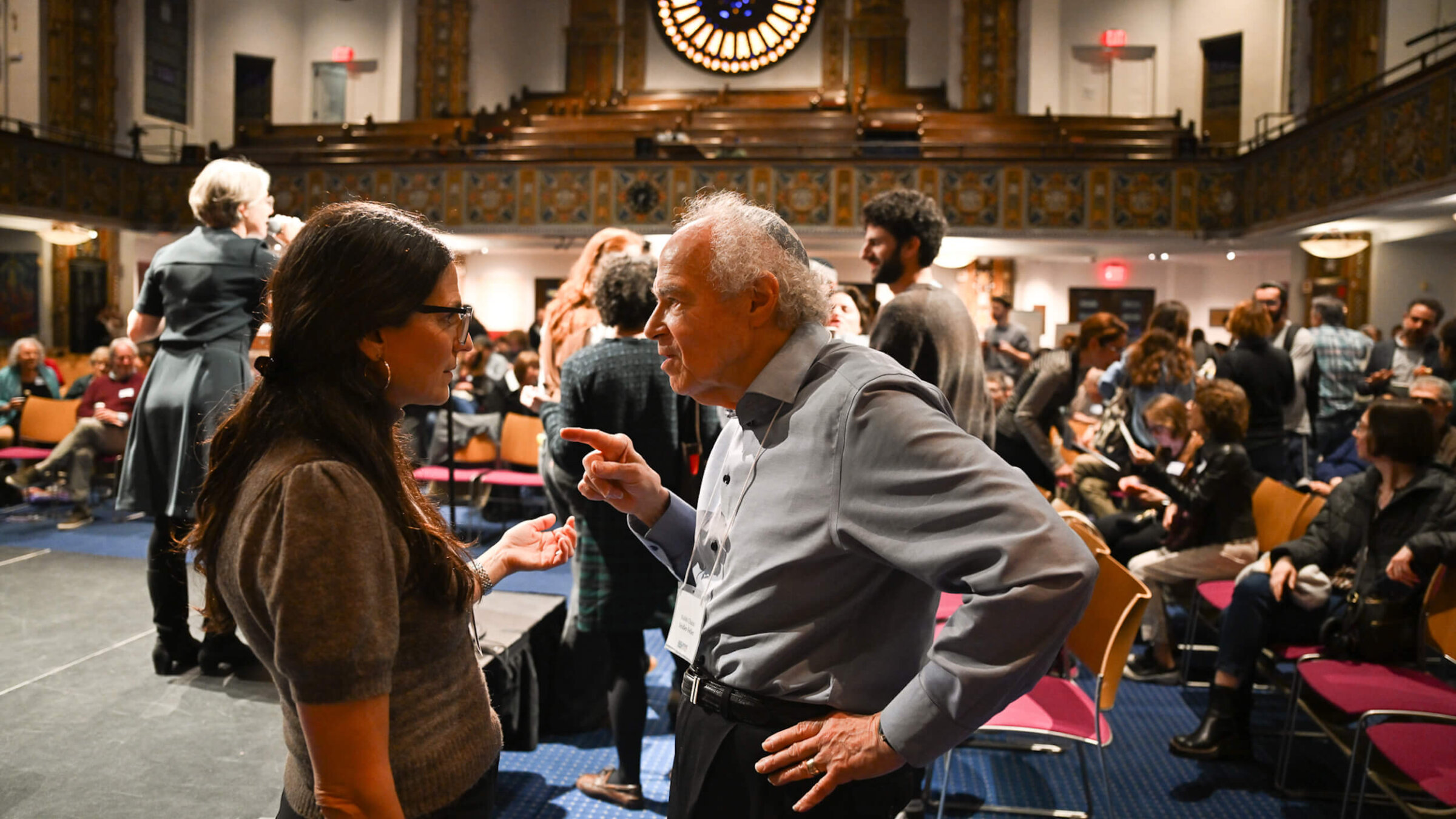 Participants in discussion at Smol Emuni's recent conference.