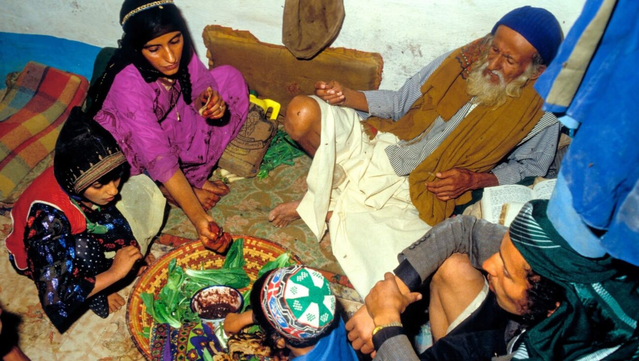 A Yemenite Jewish family celebrates Passover in 1988