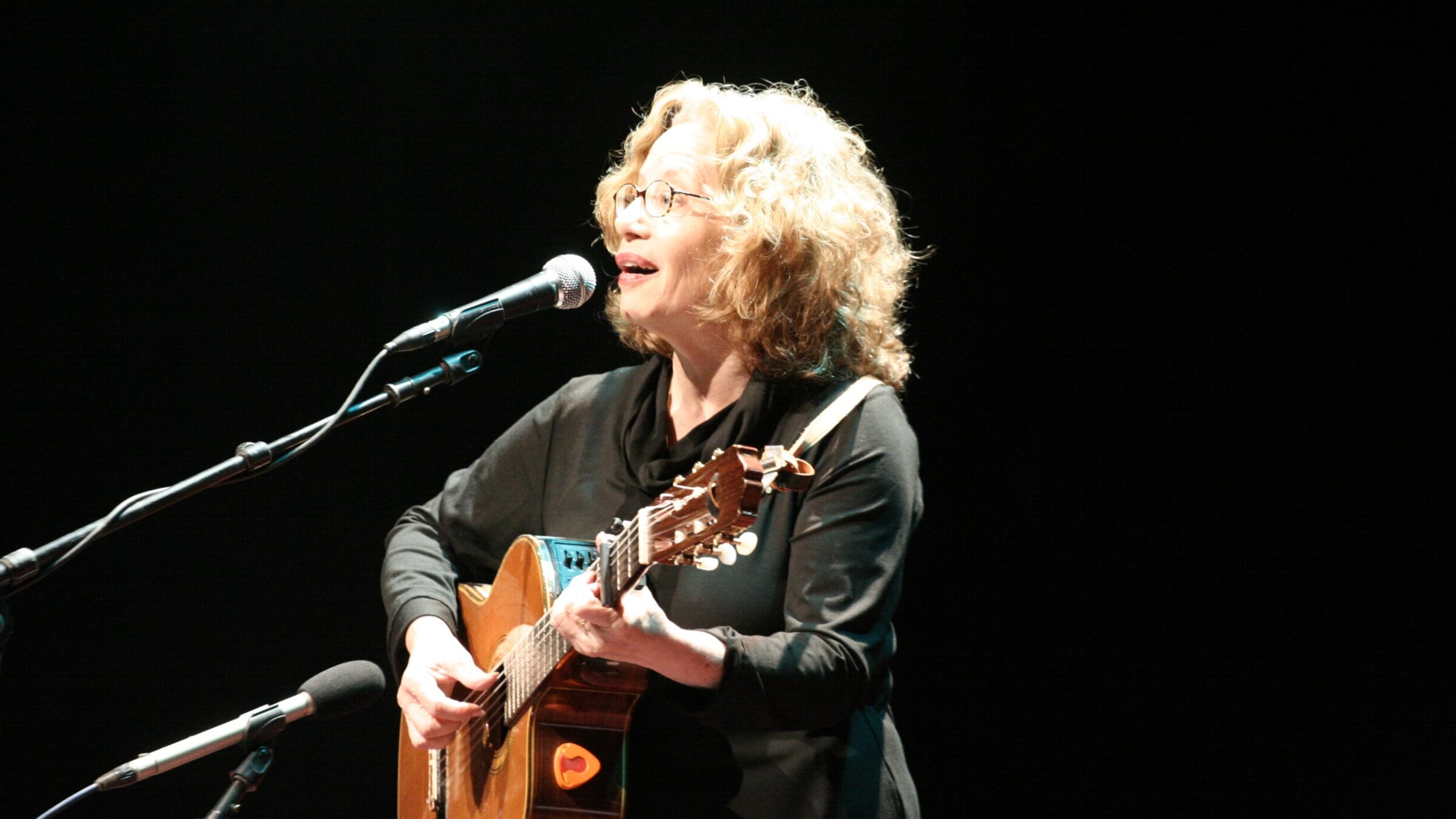 Chava Alberstein set Binem Heller's poem "My Sister Khaye" to music and recorded it with the Klezmatics in 2001