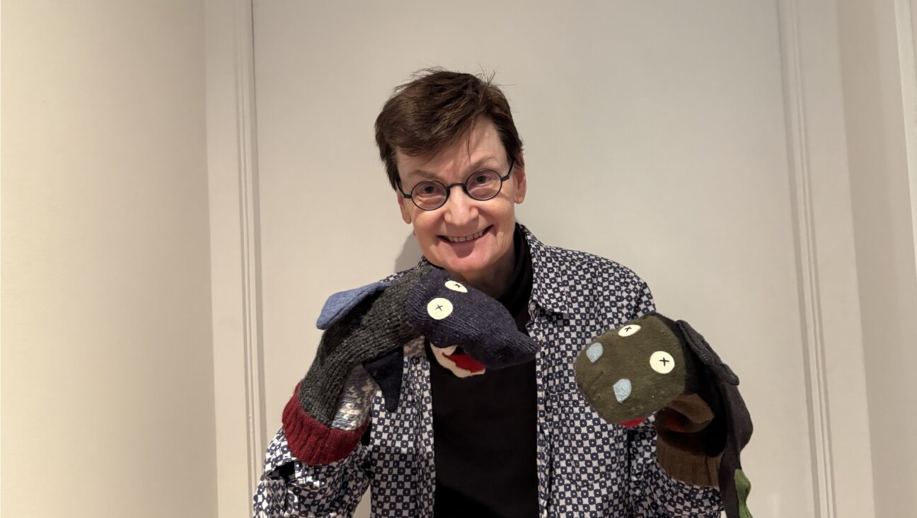 לעסלי טערנער מיט אירע צוויי ליאַלקעס, הײַפֿישעלע און פּיפּערנאָטער