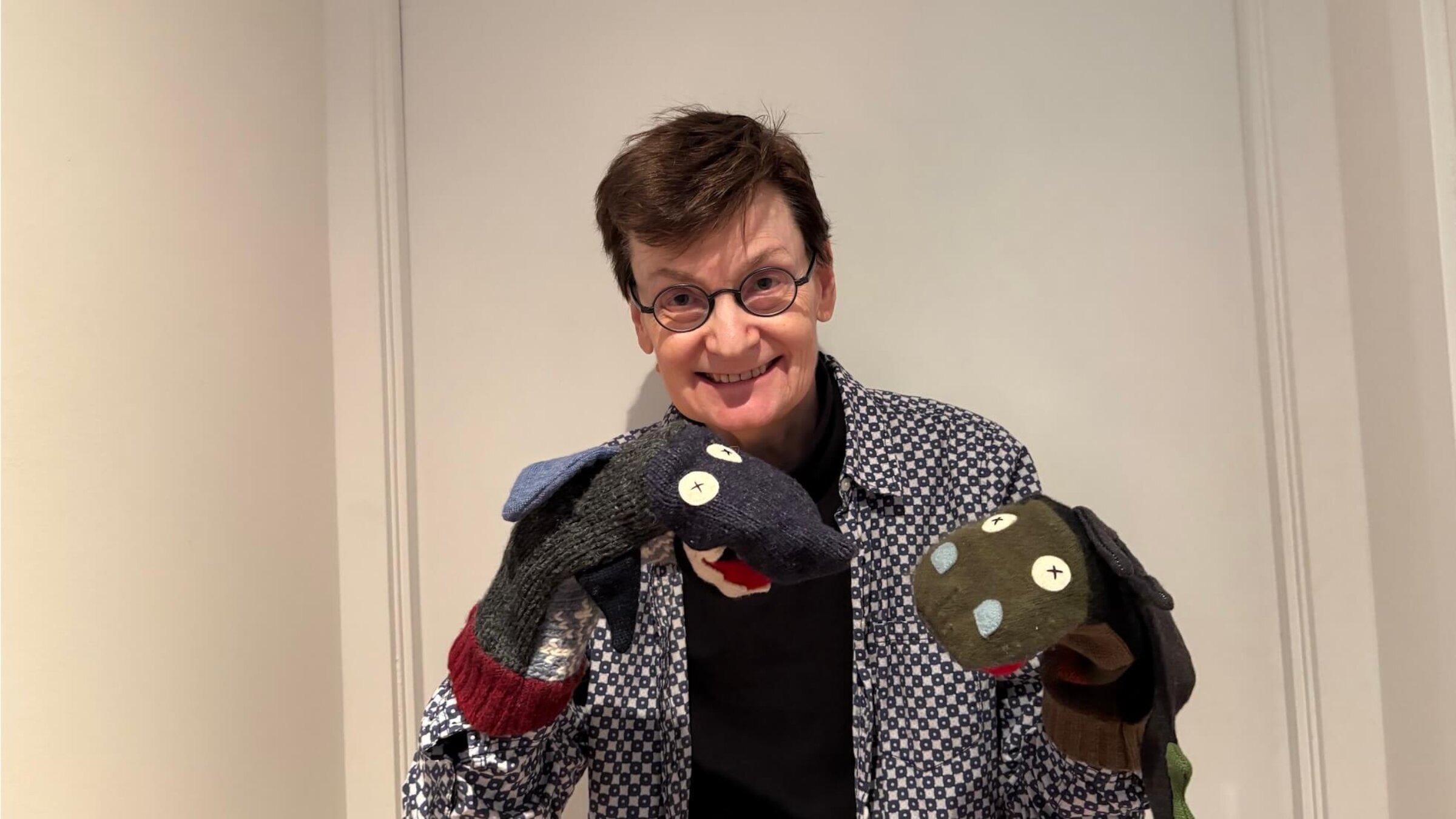 לעסלי טערנער מיט אירע צוויי ליאַלקעס, הײַפֿישעלע און פּיפּערנאָטער