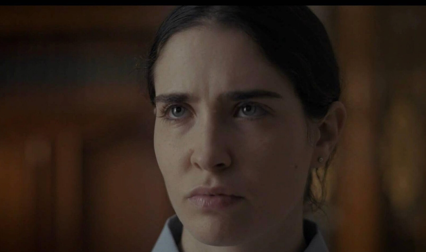 Neomi Harari in the Israeli TV show 'Behasture.'