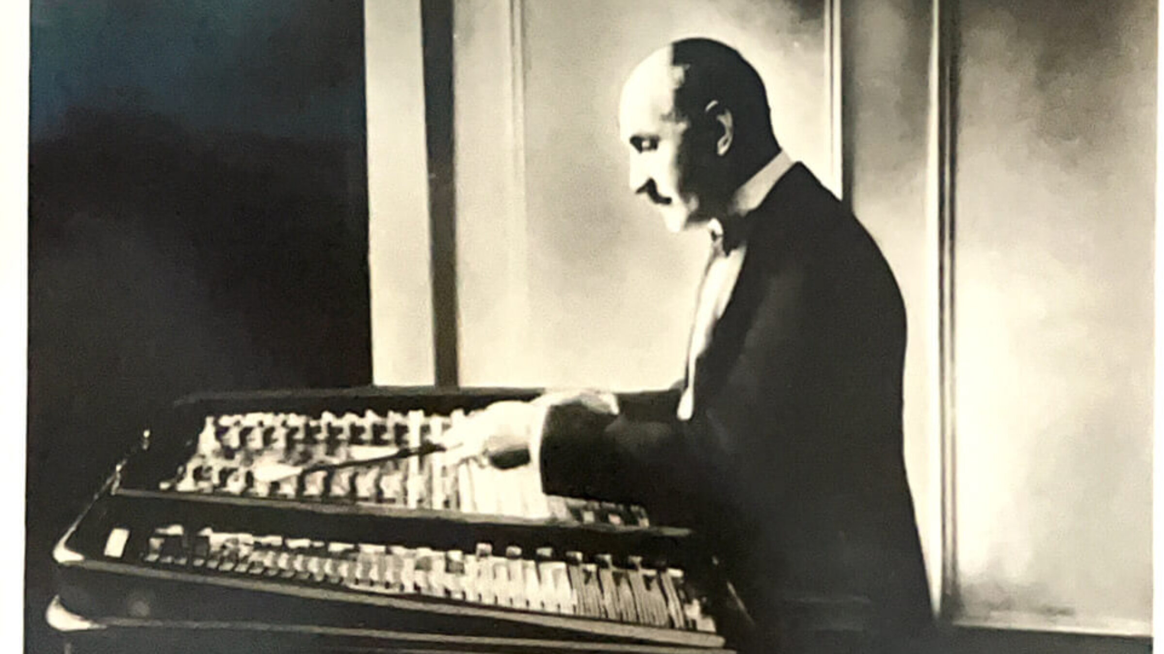 Joseph Moskowitz at the instrument that brought him fame.