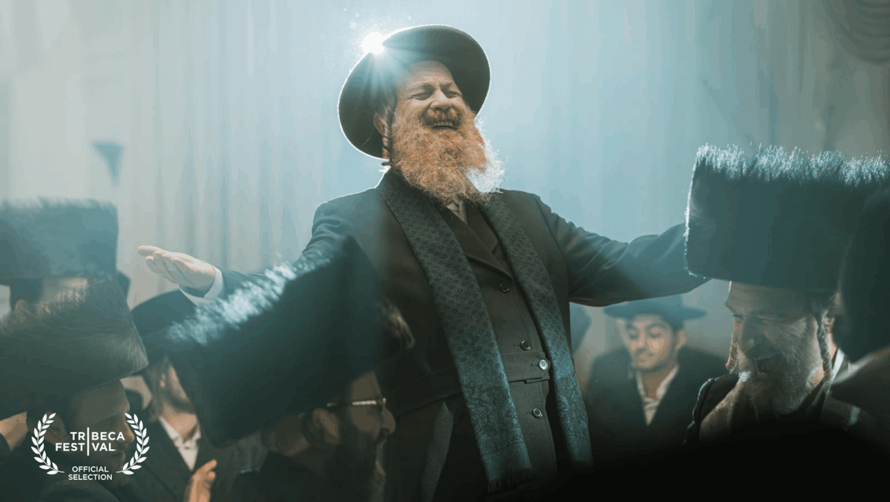 Shuli Rand plays Moishe in ‘The Wedding Entertainer (The Tale of Moishe Badhan).’