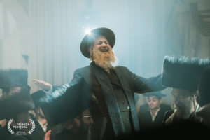 Shuli Rand plays Moishe in ‘The Wedding Entertainer (The Tale of Moishe Badhan).’